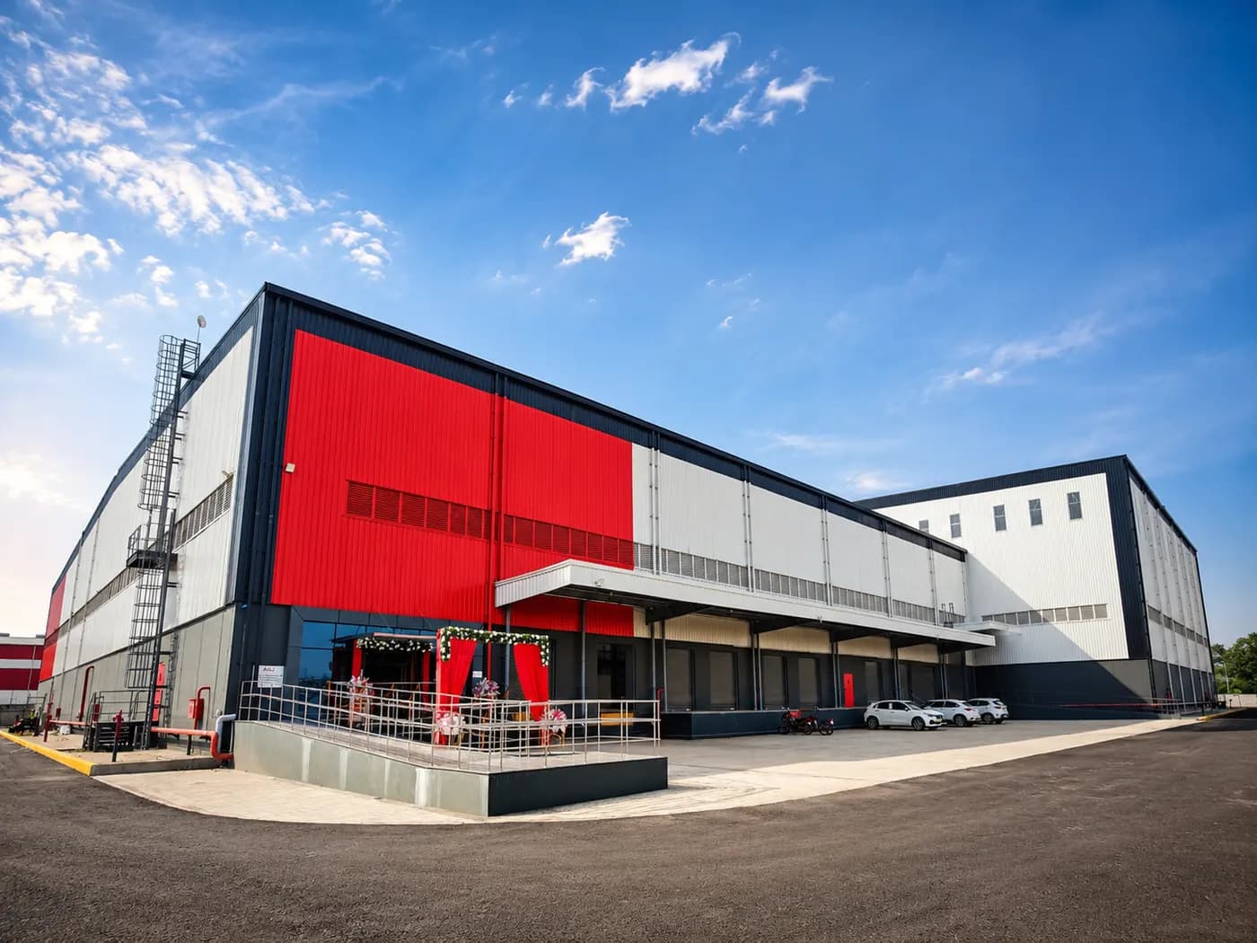 AAJ Gurgaon Warehouse — India's Tallest Warehouse