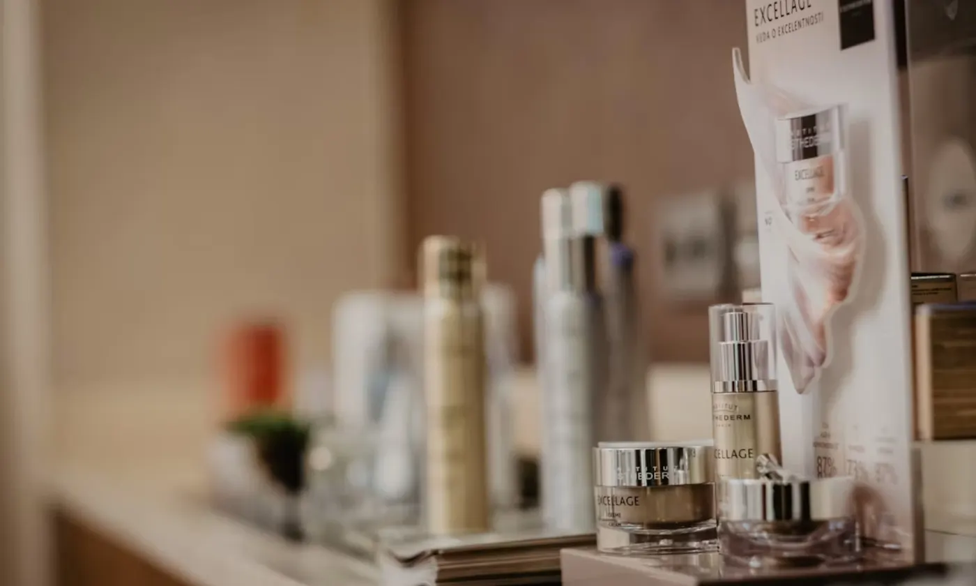 AAJ SCM beauty and cosmetics warehousing and distribution operations